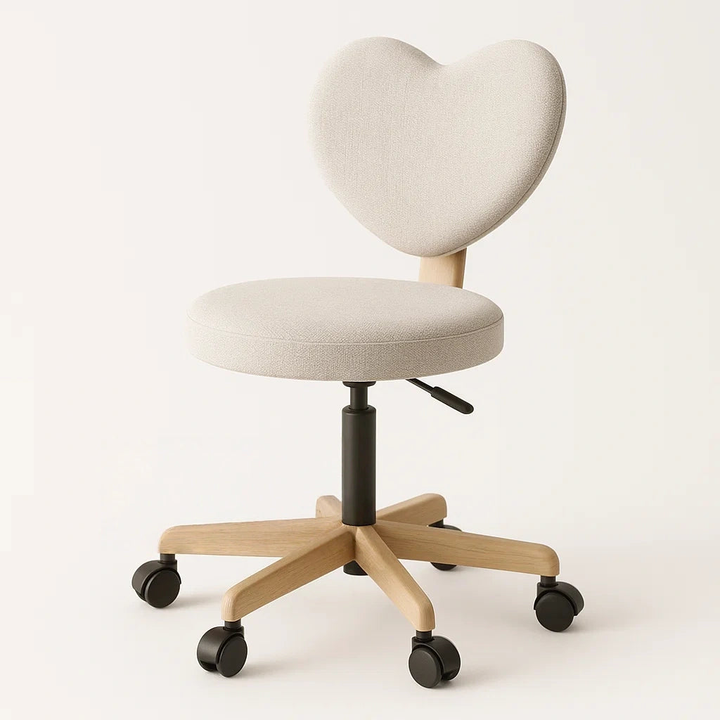 Leinen Drehstuhl mit Herzform und Holzbasis in Beige