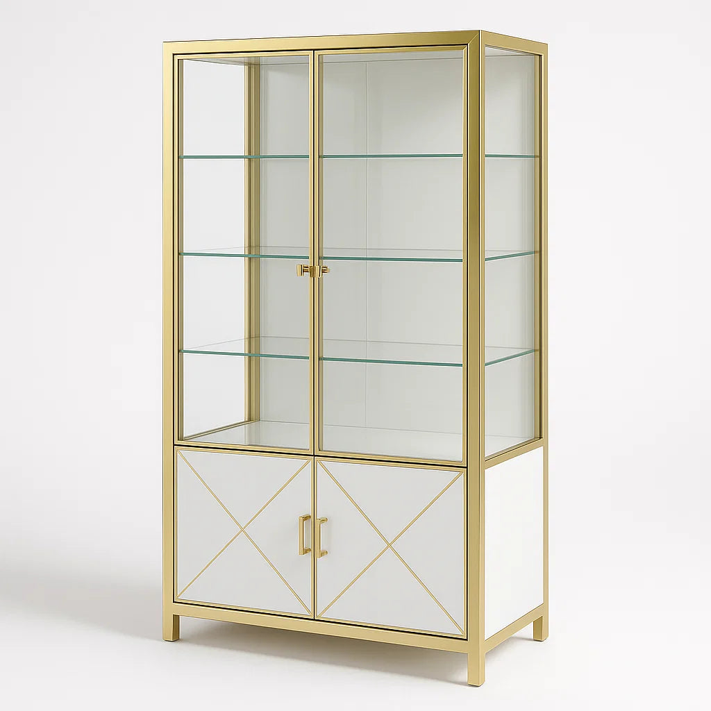 Glasvitrine mit Metallrahmen in Gold und Weiß